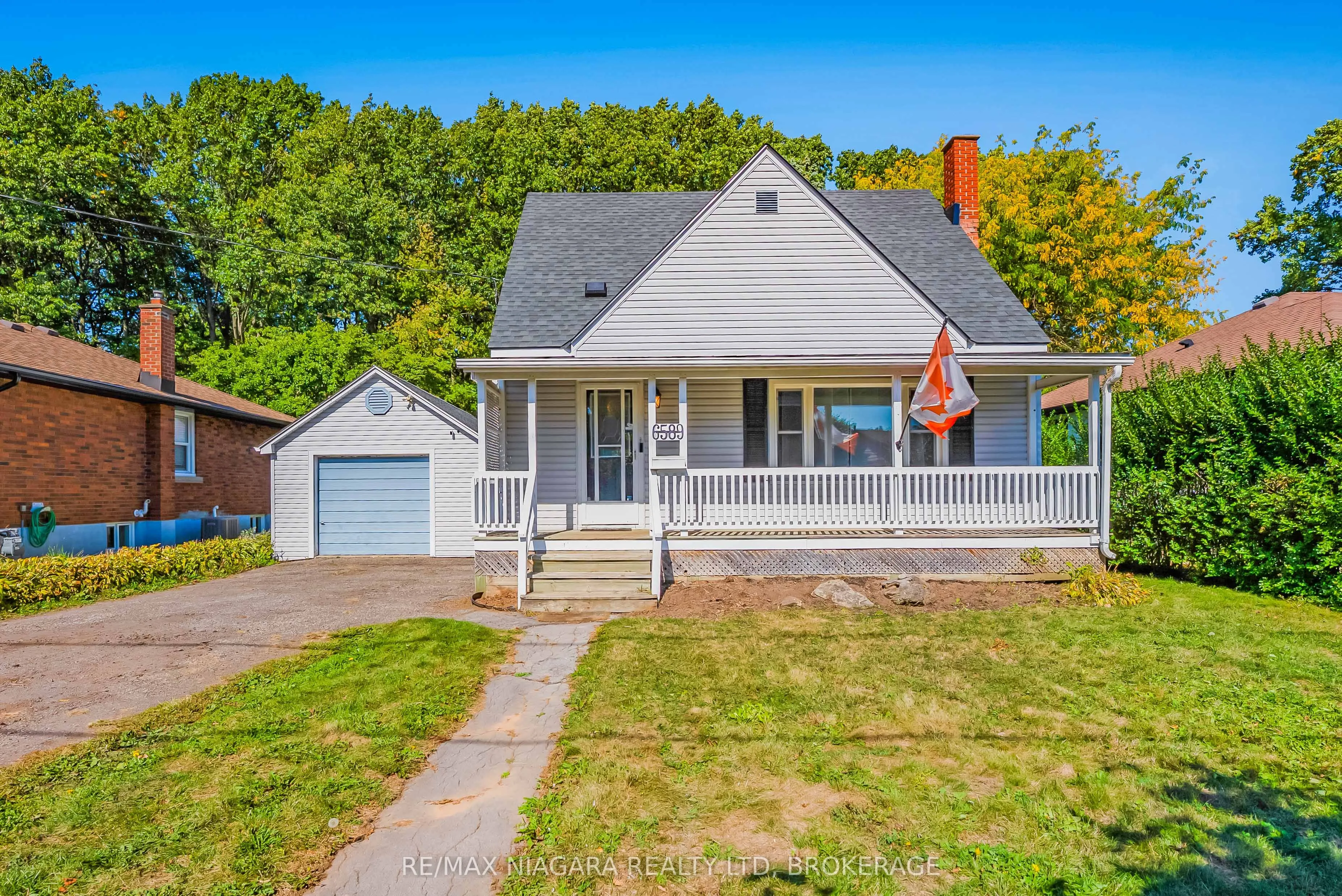 6589 DUNN Street, ON L2G 2P9