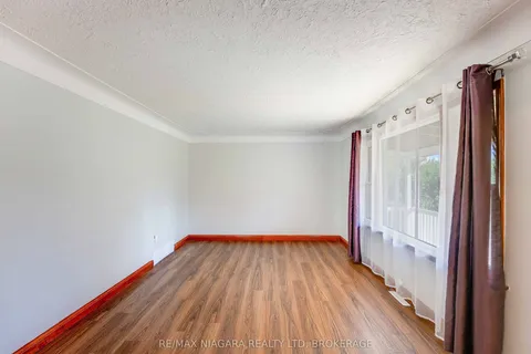 6589 DUNN Street, ON L2G 2P9