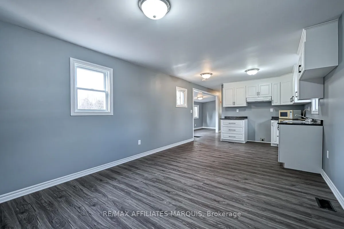 418 NICOLE Street, ON K7A 4S4