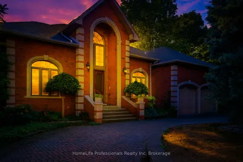 499 Scenic Drive, ON L9C 1G7