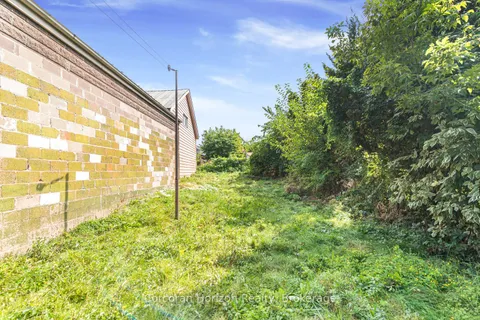 510 John Street, ON L8L 4R8