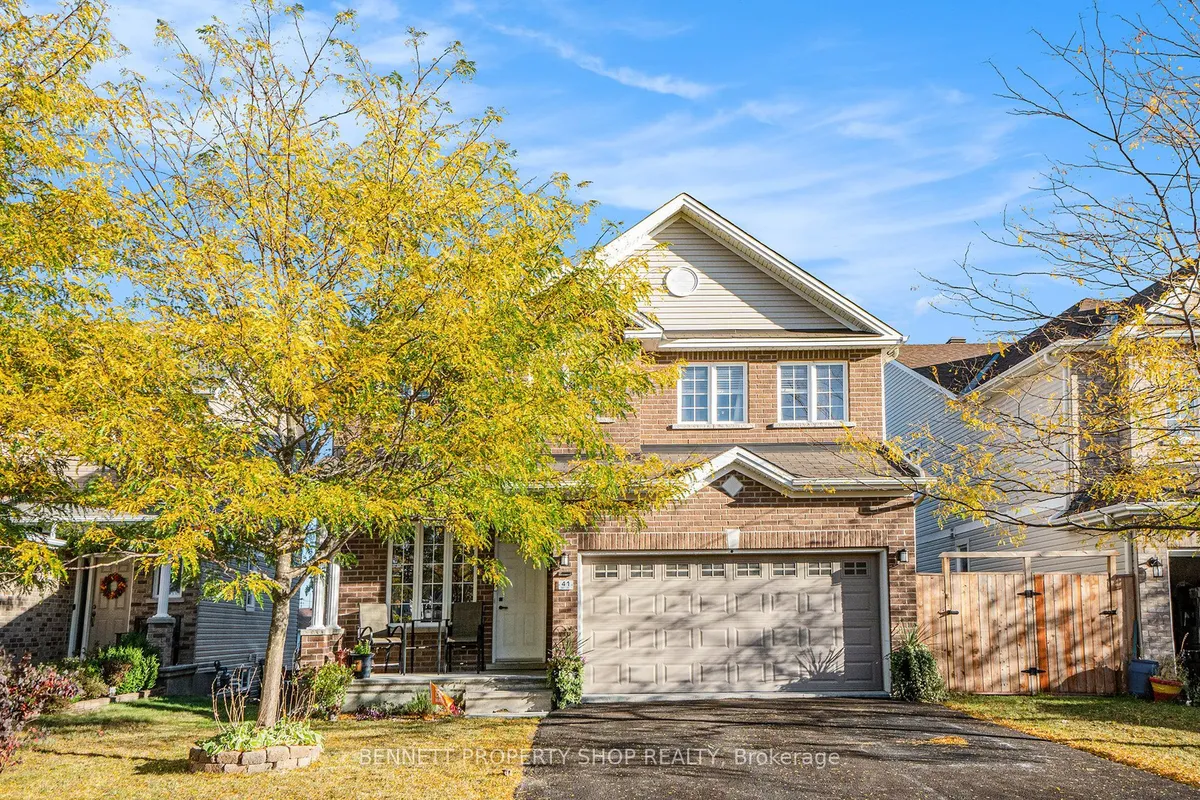 41 Bert Hall Street, ON K7S 0G6