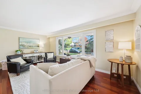 15 Karen Avenue, ON N1G 2N8