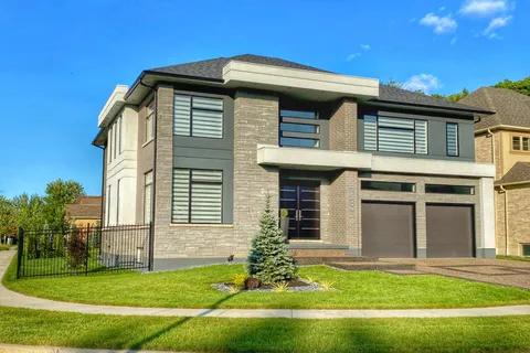 685 Meadowsweet Avenue, ON N2V 0A6