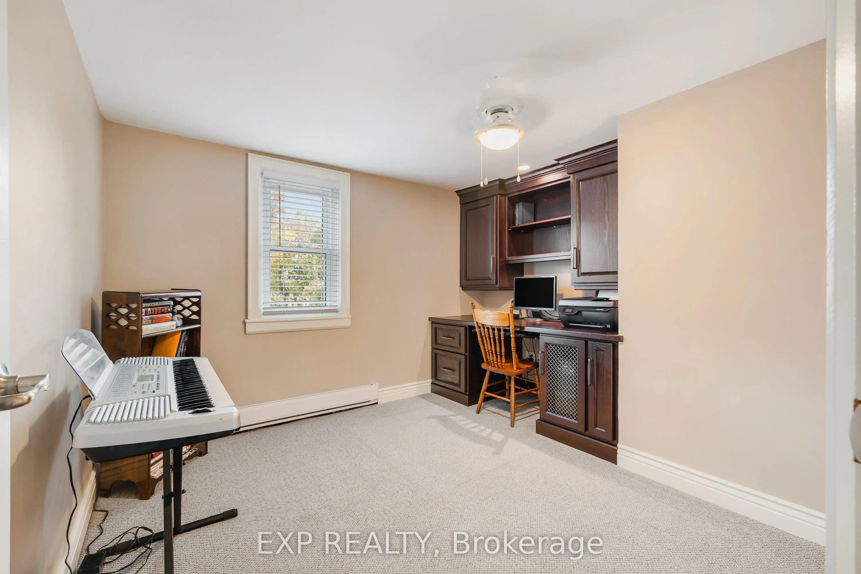 78 George Street, ON N0G 1Z0