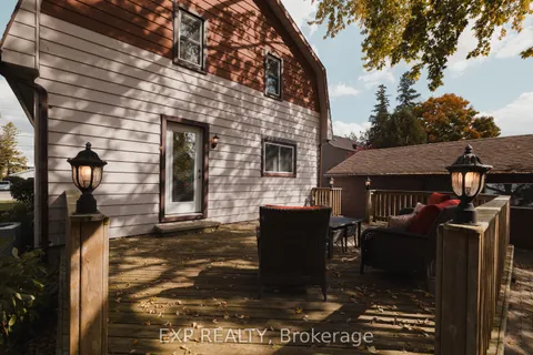 78 George Street, ON N0G 1Z0