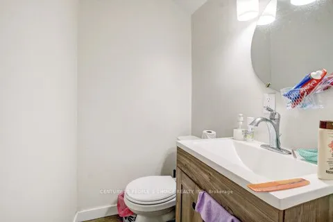 10 Givins Street, ON N4S 5Y7