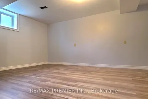 4752 Crawford Place, ON L2E 1Z2