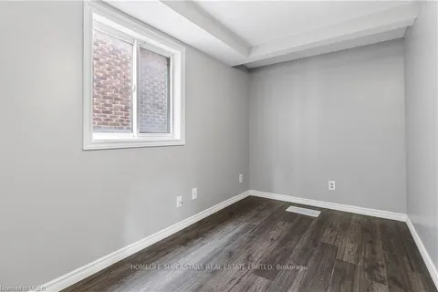 362 Crowland Avenue, ON L3B 1X7