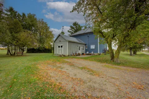 8220 8 Line, ON N0G 2E0