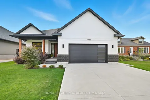 1007 Clare Avenue, ON L3C 3C2