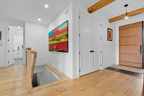 1007 Clare Avenue, ON L3C 3C2