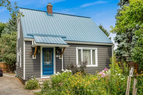 841 Merivale Road, ON K1Z 5Z7