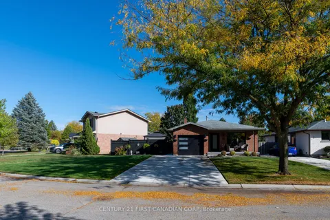 10 Danielle Crescent, ON N5W 5Z1