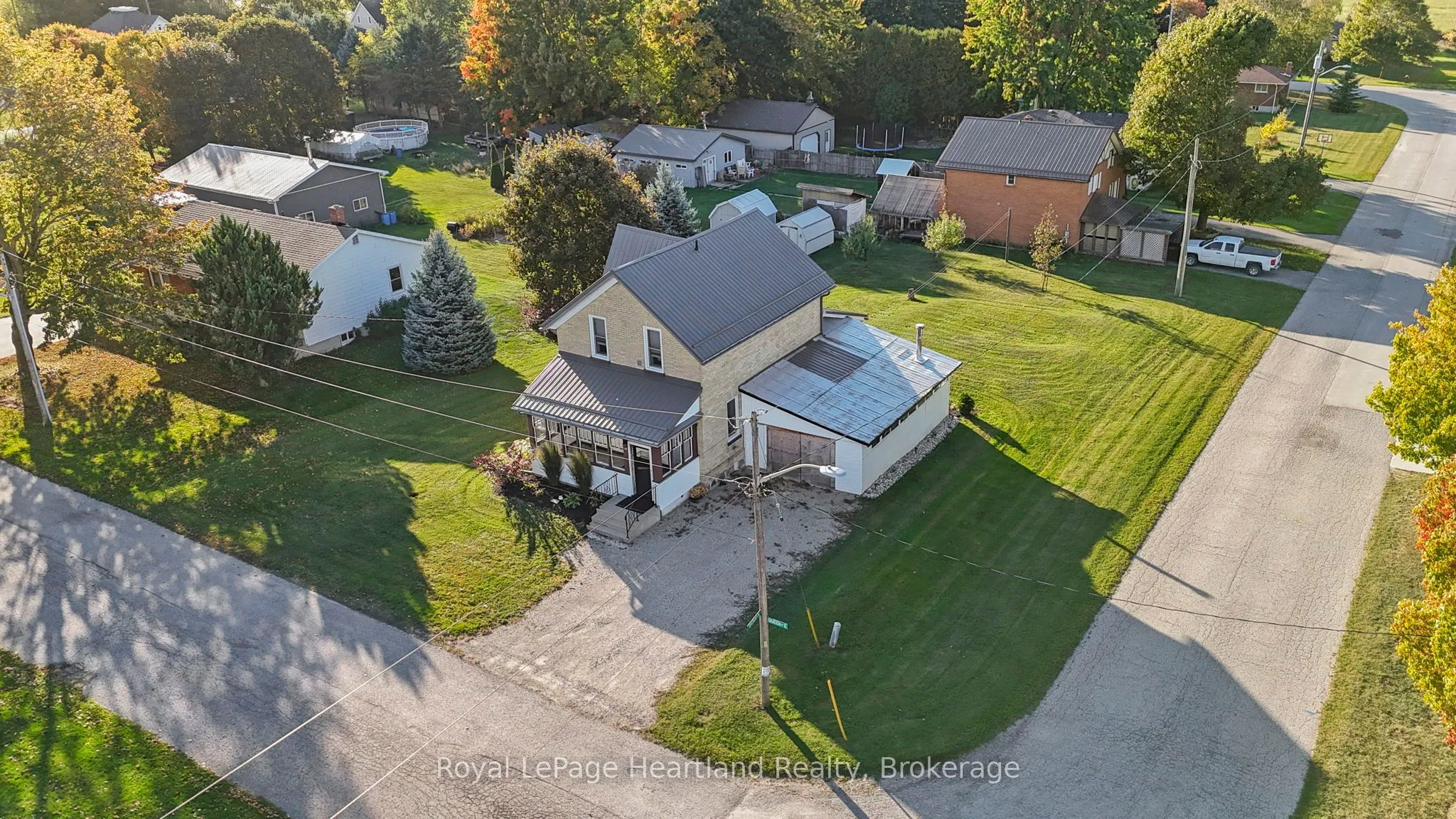 15 QUEEN Street, ON N0G 1M0