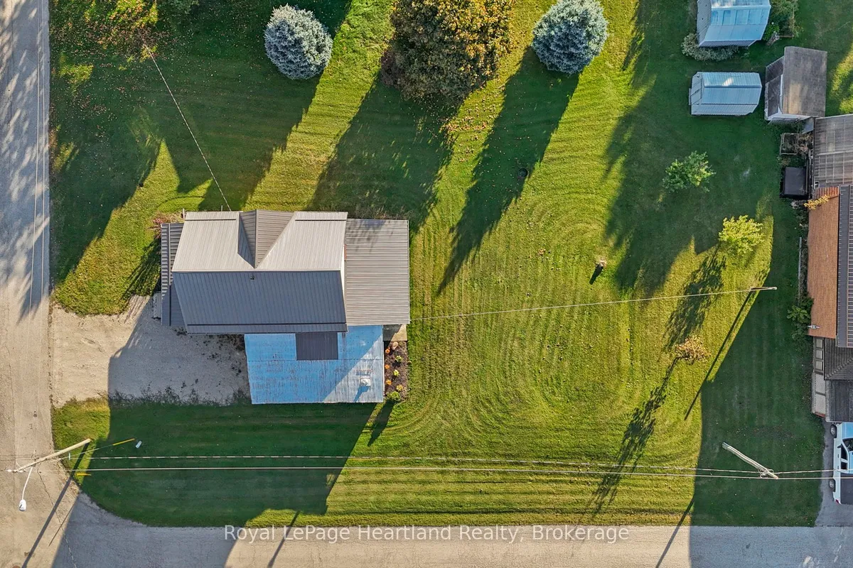 15 QUEEN Street, ON N0G 1M0