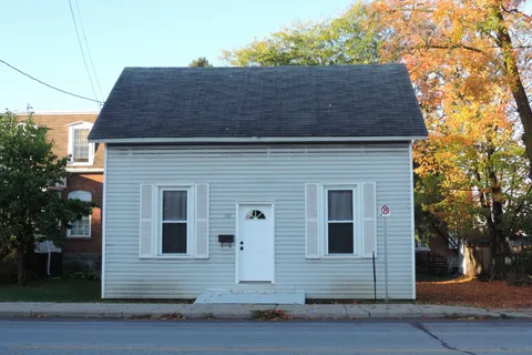 172 FRANKTOWN Road, ON K7C 2N7