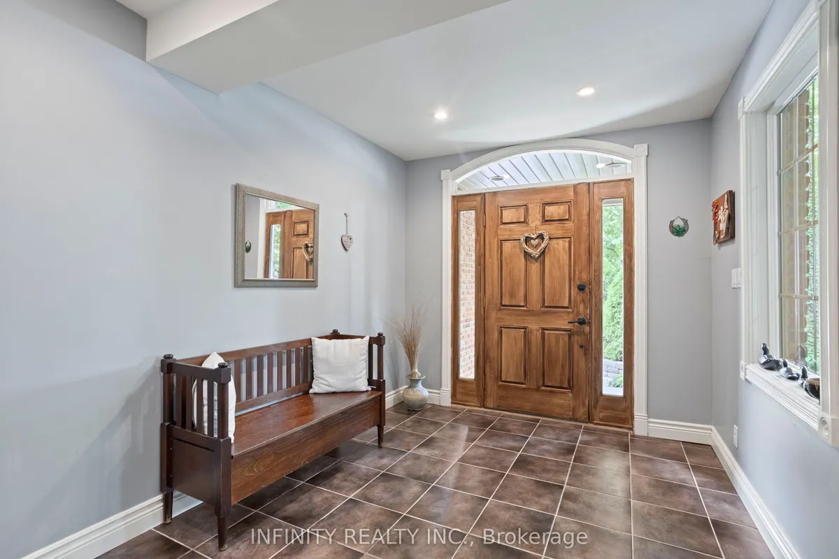 251 Hunt Club Drive, ON N6H 3Z2