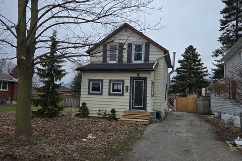 347 Birmingham Street, ON N5A 2T9