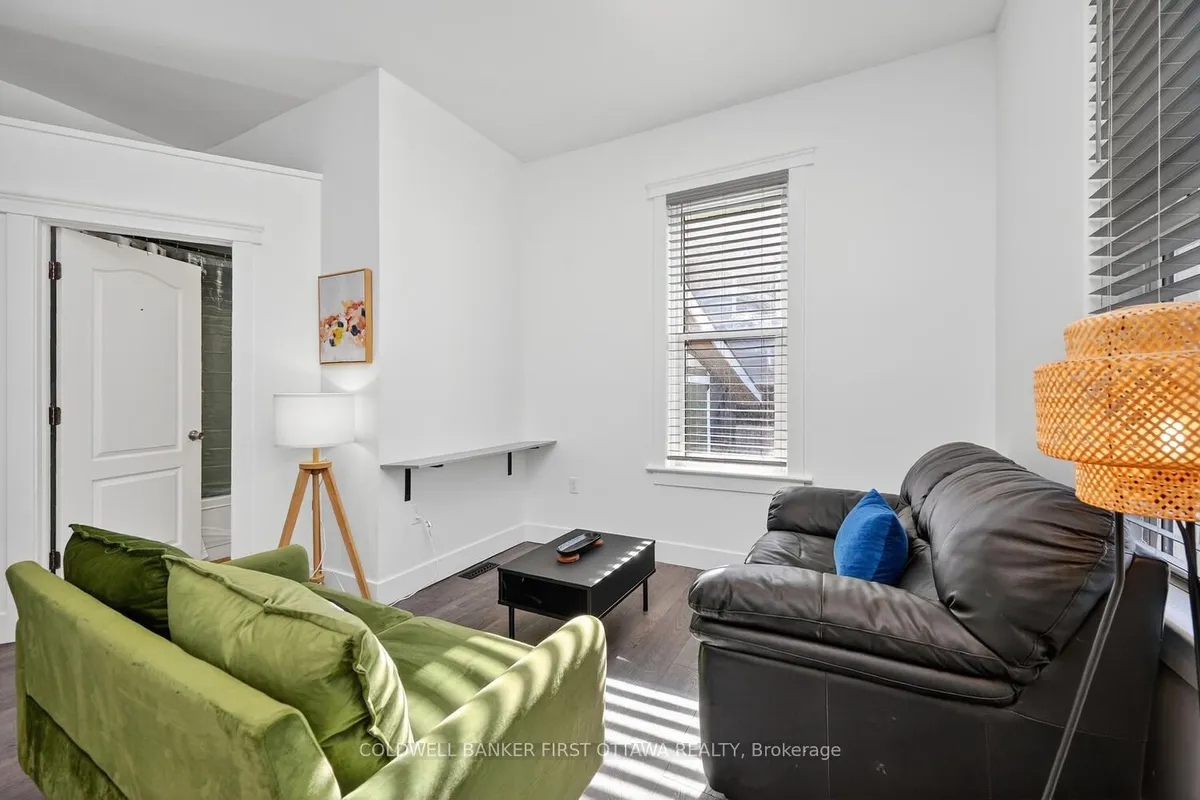 267 Bridge Street, ON K7C 3H3