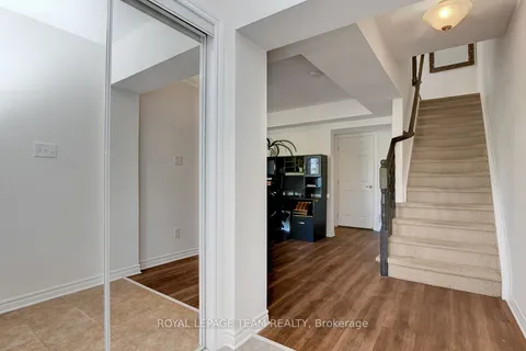 3865 STRANDHERD Drive, ON K2J 0K3