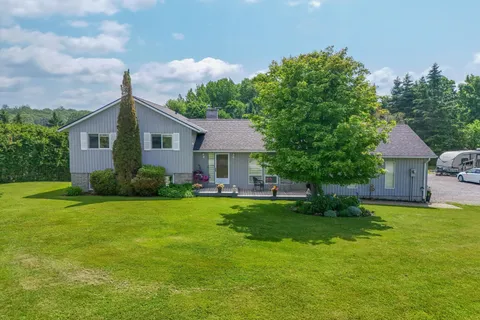 1287 Golden Beach Road, ON P1L 1W8