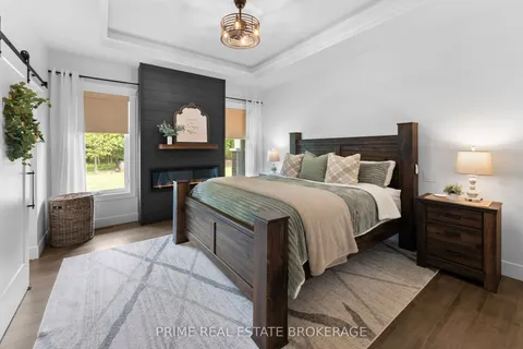 818 Oil Heritage Road, ON N0P 1M0