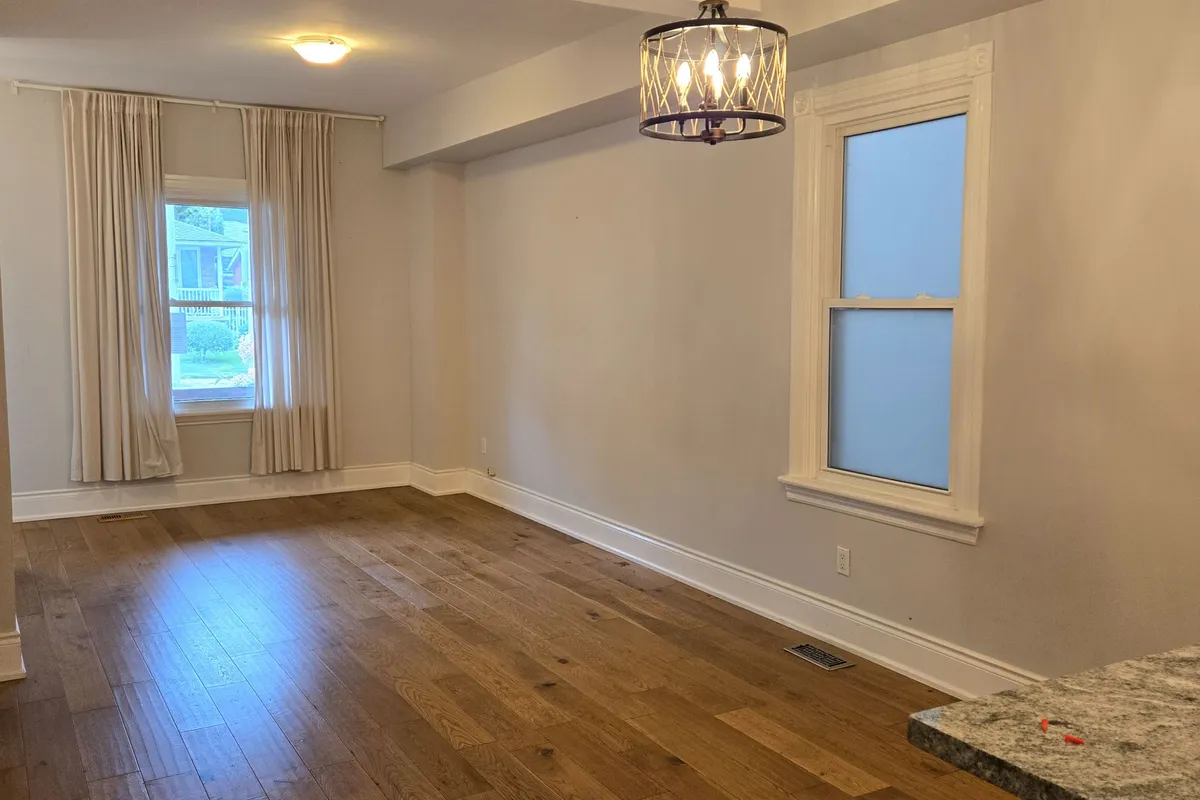 22 Burlington Street, ON L8L 4G2