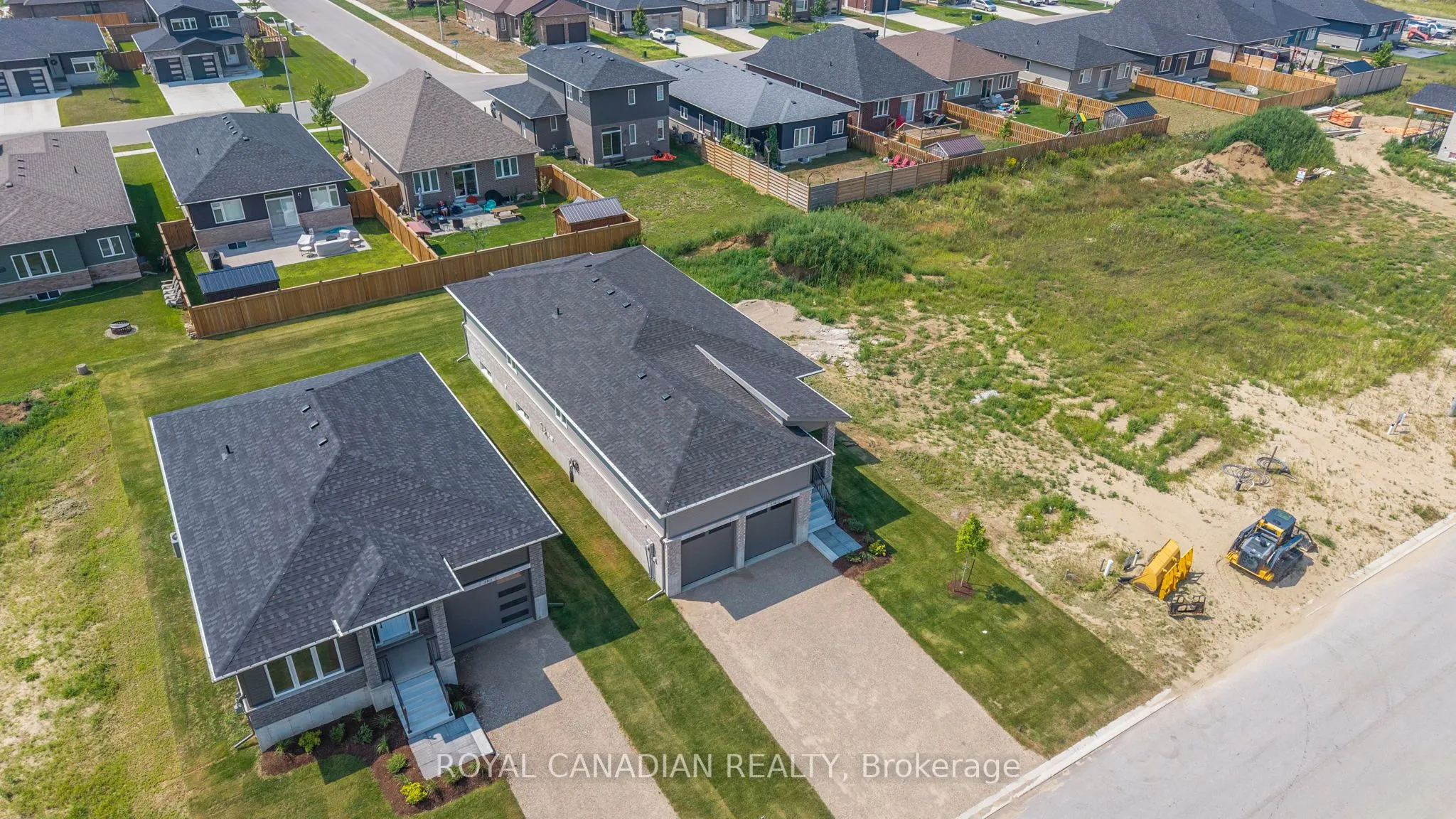 376 HAWTHORNE Street, ON N0H 2C3