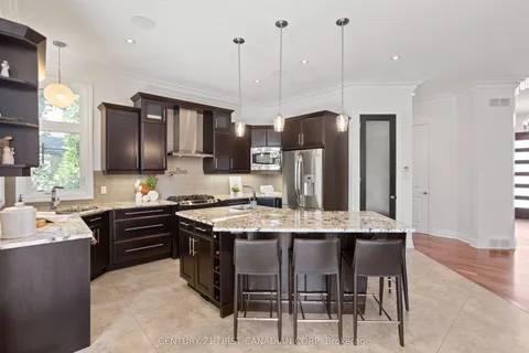 7071 Clayton Walk, ON N6P 0A1