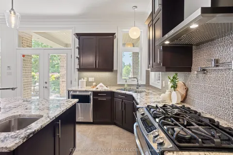 7071 Clayton Walk, ON N6P 0A1