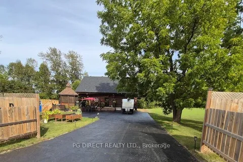 15 Ferguslea Road, ON K7V 3Z9