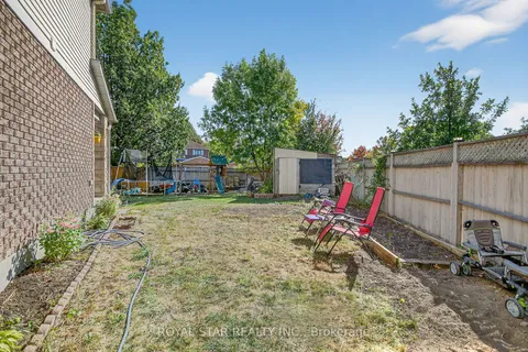 5 Southland Crescent, ON K1G 5E5