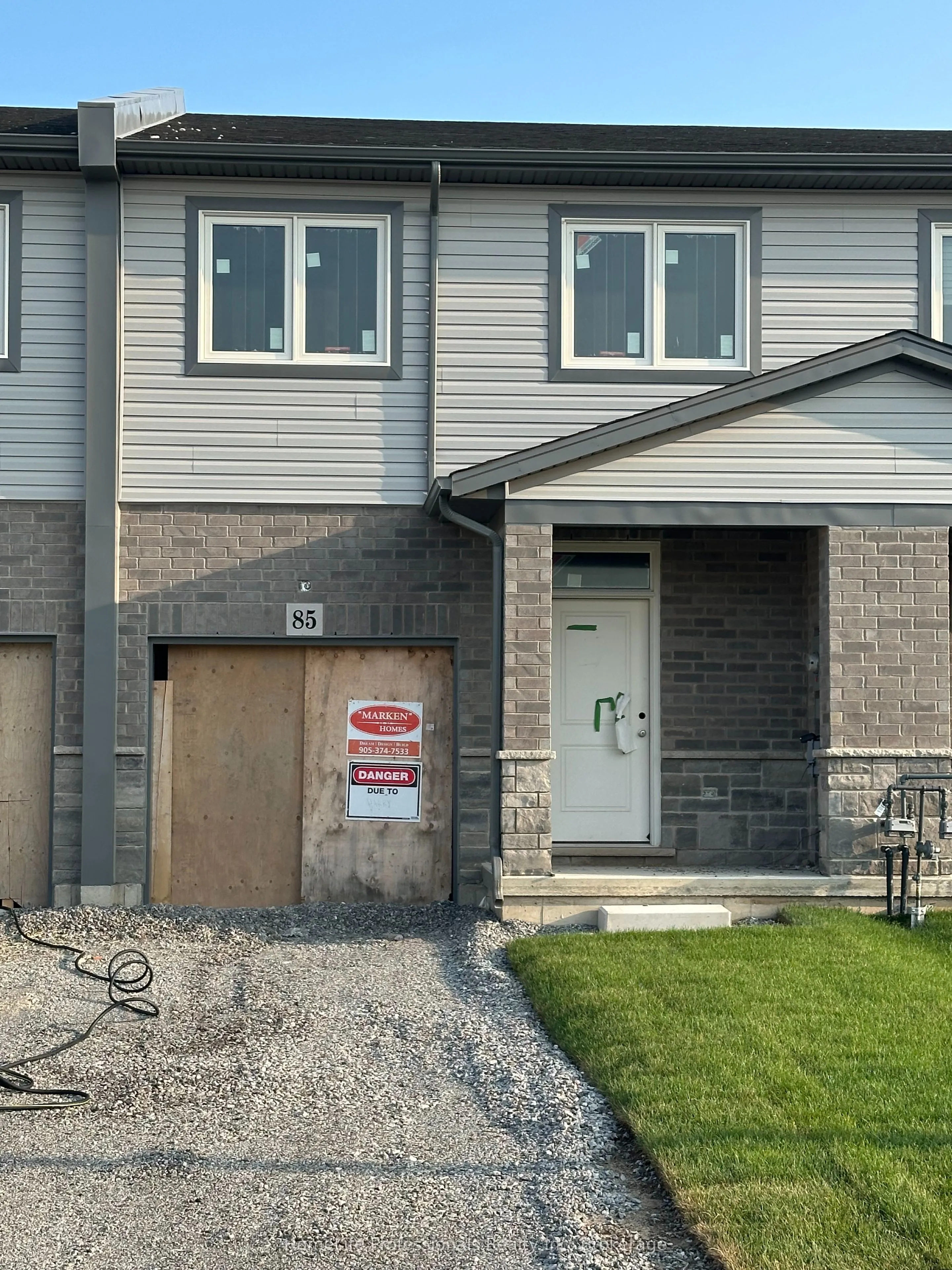 85 Elvira Way, ON L2V 0M7