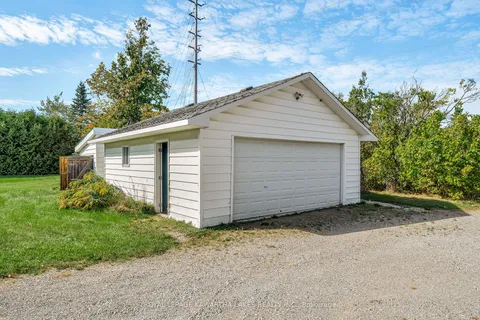 1240 Meadowview Road, ON K0L 2W0