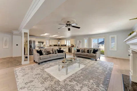 1 Bowen Lane, ON N3T 6G3