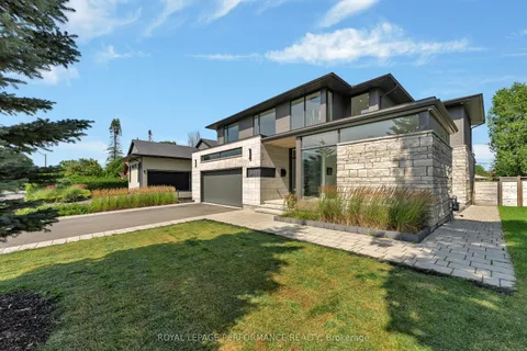 941 Winnington Avenue, ON K2B 5C6