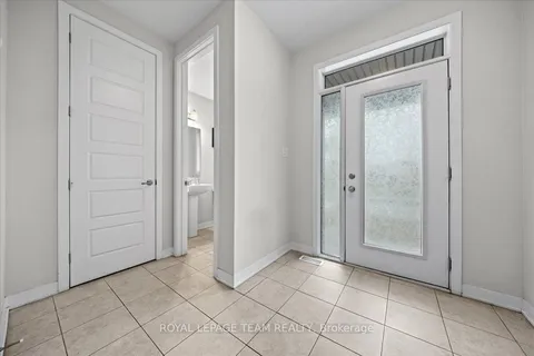 331 Crossway Terrace, ON K2S 2Z3