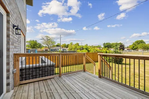 25 McMann Drive, ON L2V 2V5