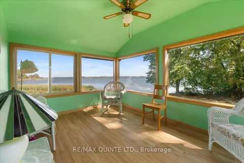 1120 Huffs Island Road, ON K8N 4Z7