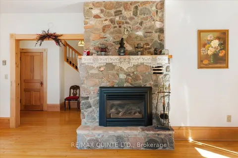 1120 Huffs Island Road, ON K8N 4Z7