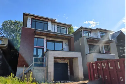 304 Selby Avenue, ON K1Z 6R1