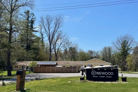 9717 Army Camp Road, ON N0N 1J3