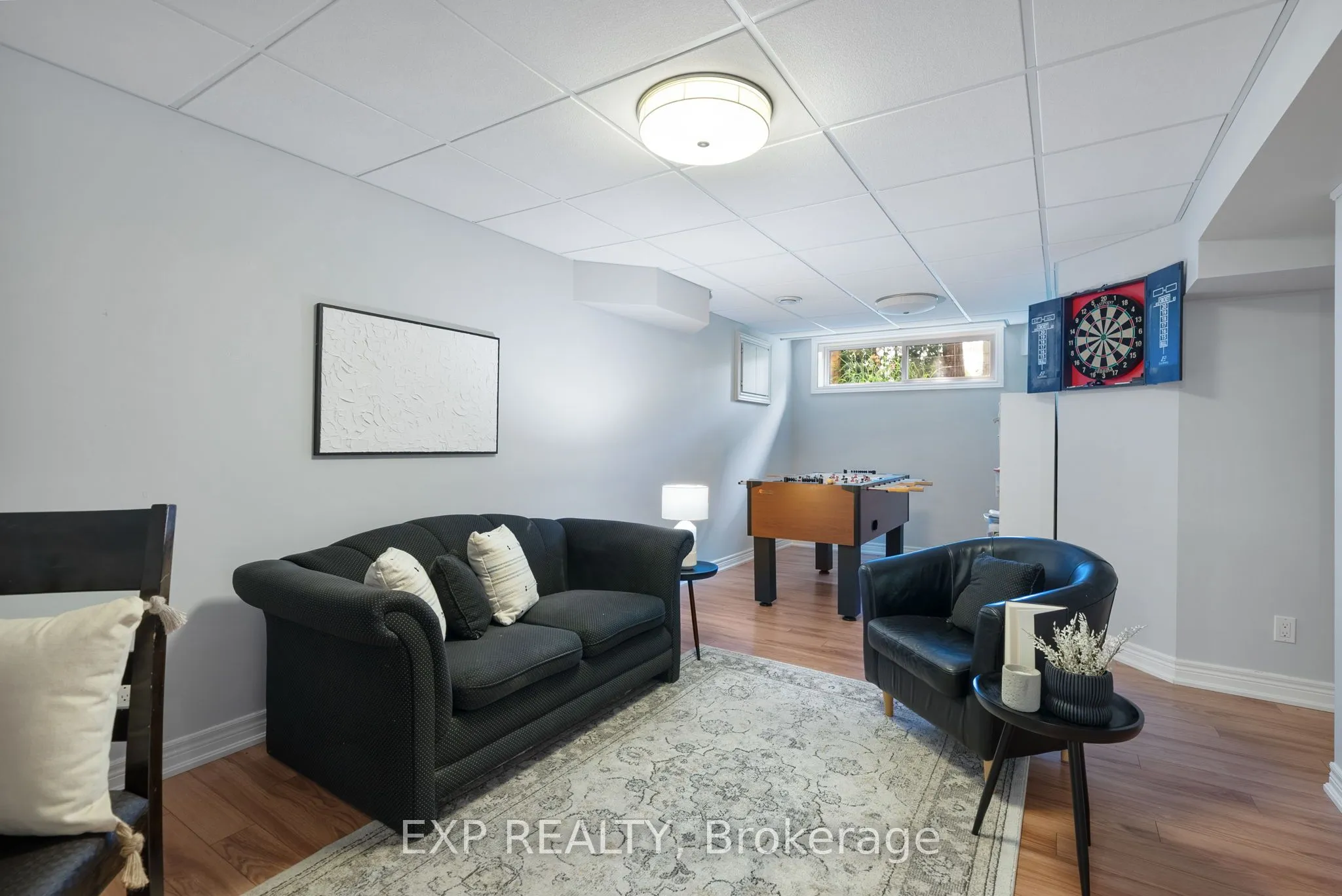 519 Lakeshore Road, ON K9A 1S4