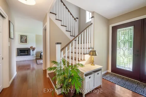 519 Lakeshore Road, ON K9A 1S4