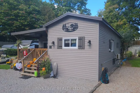 24749 Park Street, ON N7G 1P4