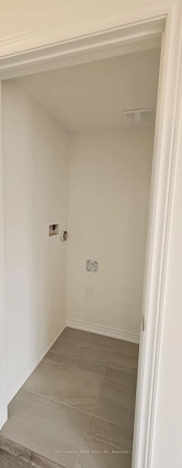 32 Reid Avenue, ON L8H 0B5