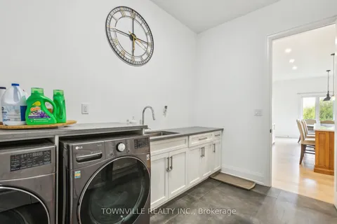 9042 Sideroad 10 N/A, ON L7J 2L8