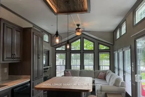 2152 County 36 Road, ON K0M 1L0