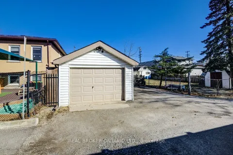 458 Upper Wentworth Street, ON L9A 4T7